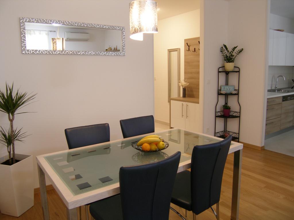 Momentum Apartment Split Rom bilde